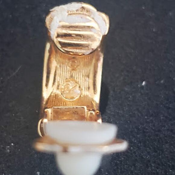 VTG Swarovski Half Hoop Earrings Black Enamel Accents Swan Signed 80's Clip On - Picture 2 of 6